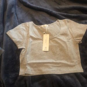 NWT gray crop top